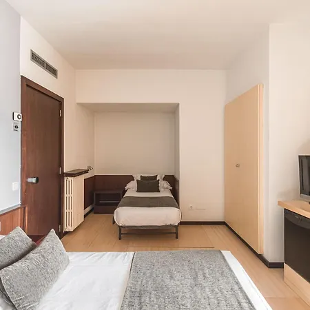 Emporda 4*