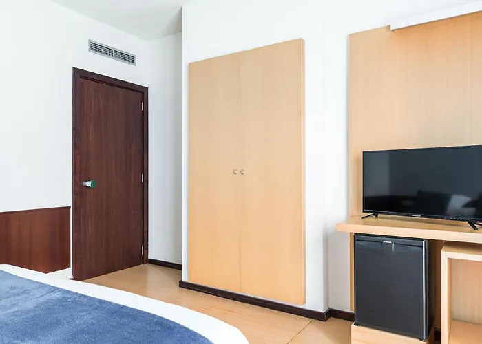 Emporda 4*
