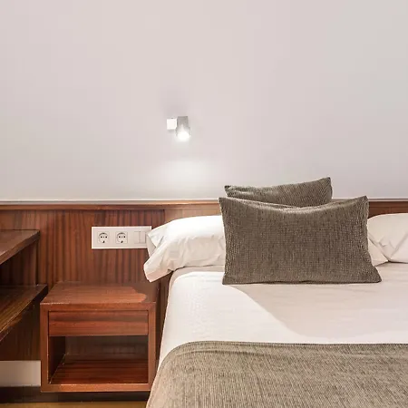 Emporda 4*