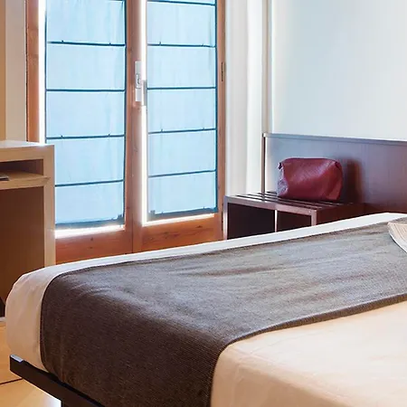 Emporda 호텔 피게레스