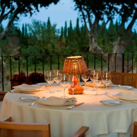 Hotel Emporda 4*
