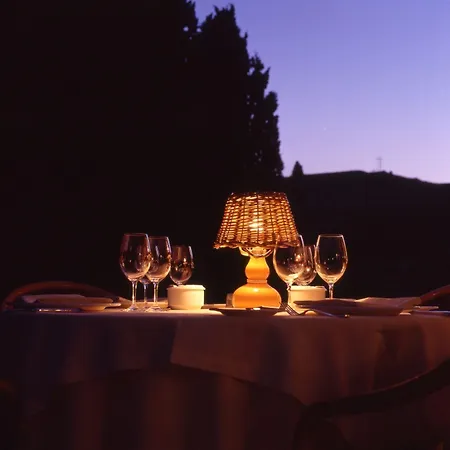 فندق Emporda فيغيريس