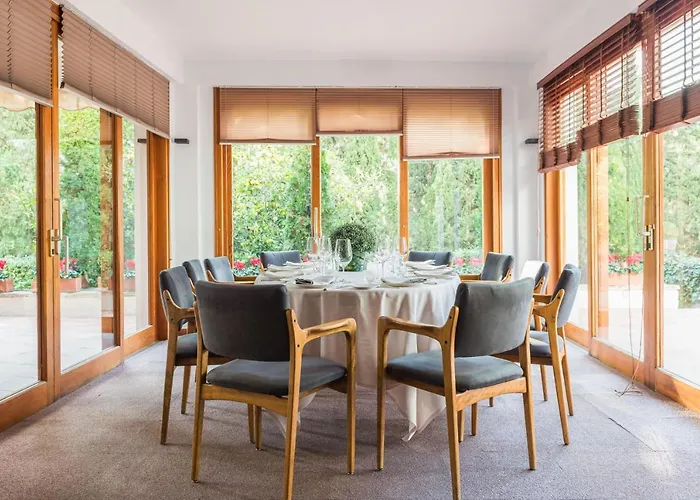 Emporda Hotel 4*