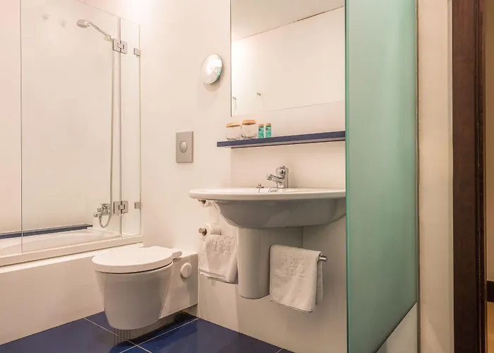 Emporda 4*