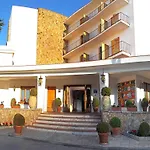 ホテル Emporda 4*