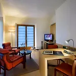 ホテル Emporda 4*