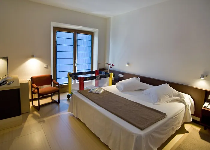 Emporda Hotel