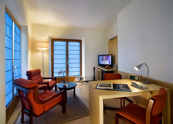 Szálloda Emporda 4*